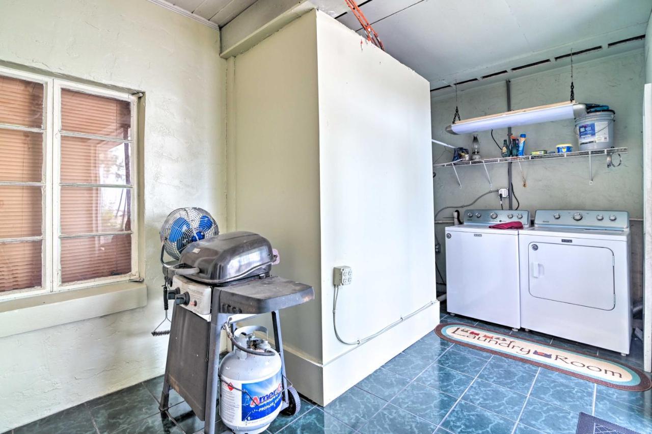 Pet-Friendly Auburndale House With Lake Views! מראה חיצוני תמונה